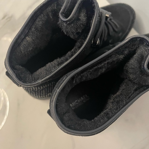 Michael Michael Kors - Picture 6 of 7